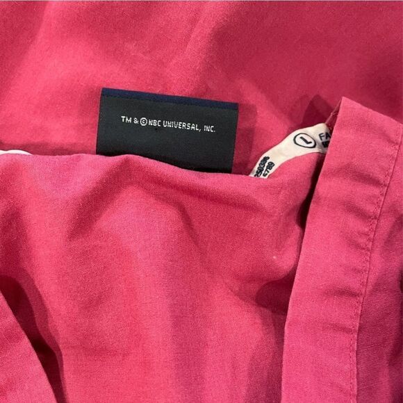 NBC Experience Store Scrub Top TV Series Unisex Large Reversible V Neck Short Sl - Picture 12 of 14